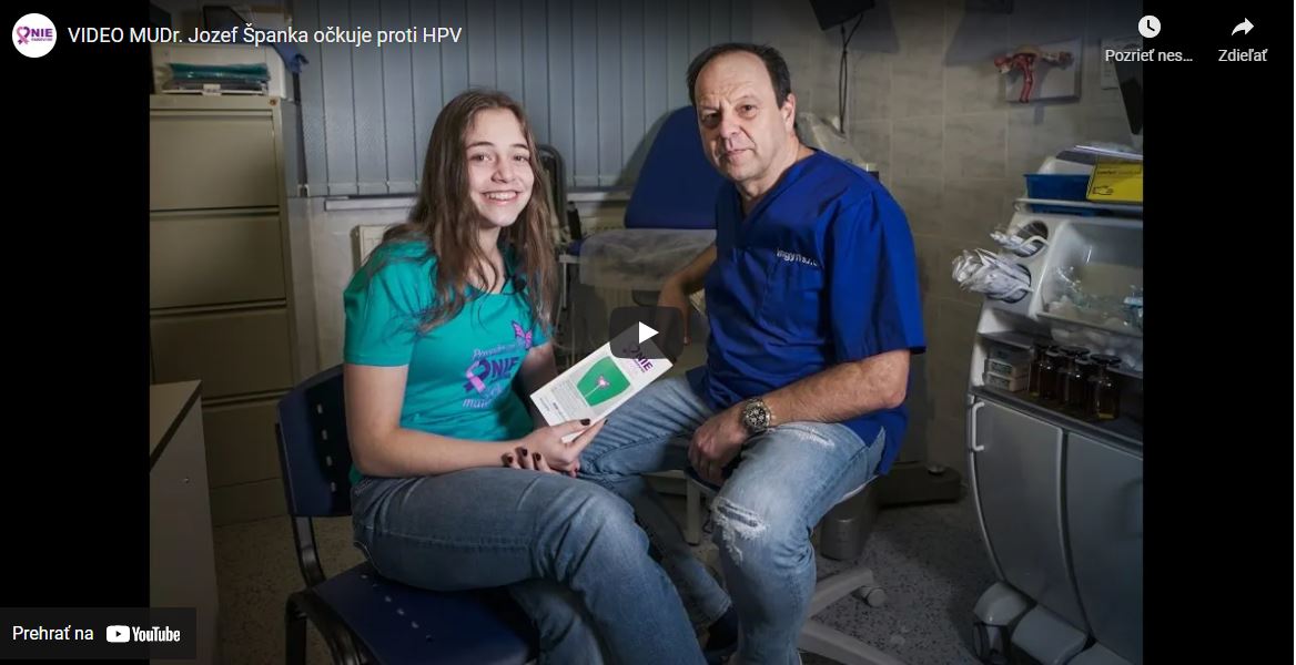 Gynekológ Jozef Španka zaočkoval svoju dcéru proti HPV priamo pred kamerami