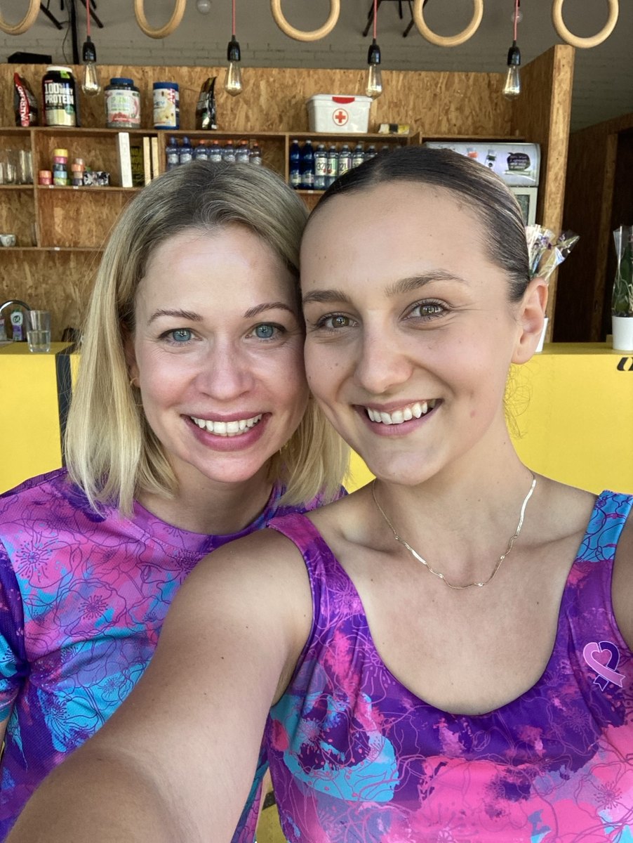 Zuzka s fyzioterapeutkou Jessicou Zatlkajovou